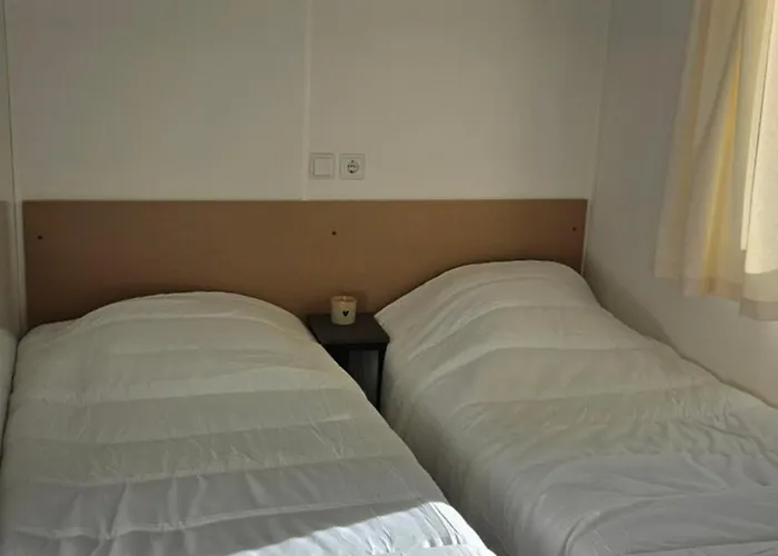 Mobil De Luxe 3 Campsite *